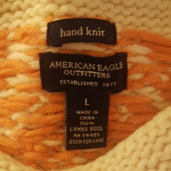 Handknit sweater - Picture 6 of 6